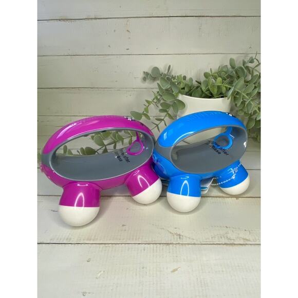 Quatro Mini Massager Battery Operated Pink and Blue 2 Pack - New - Picture 4 of 6